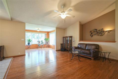 5004 Rockcress Court Marion IA 52302