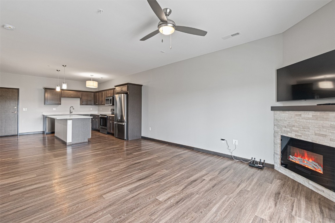 2871 Spring Rose Circle Coralville IA 52241
