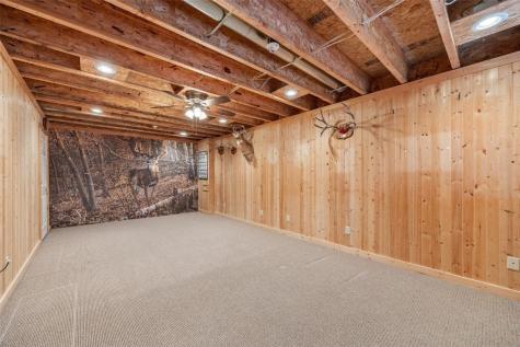 330 Highland Court Fairfax IA 52228