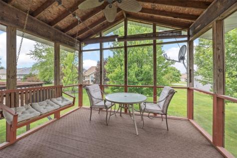 330 Highland Court Fairfax IA 52228