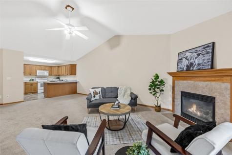 330 Highland Court Fairfax IA 52228