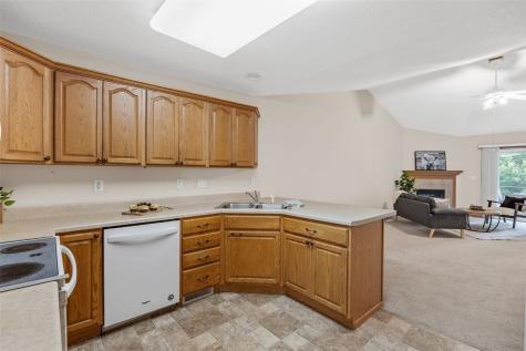 330 Highland Court Fairfax IA 52228