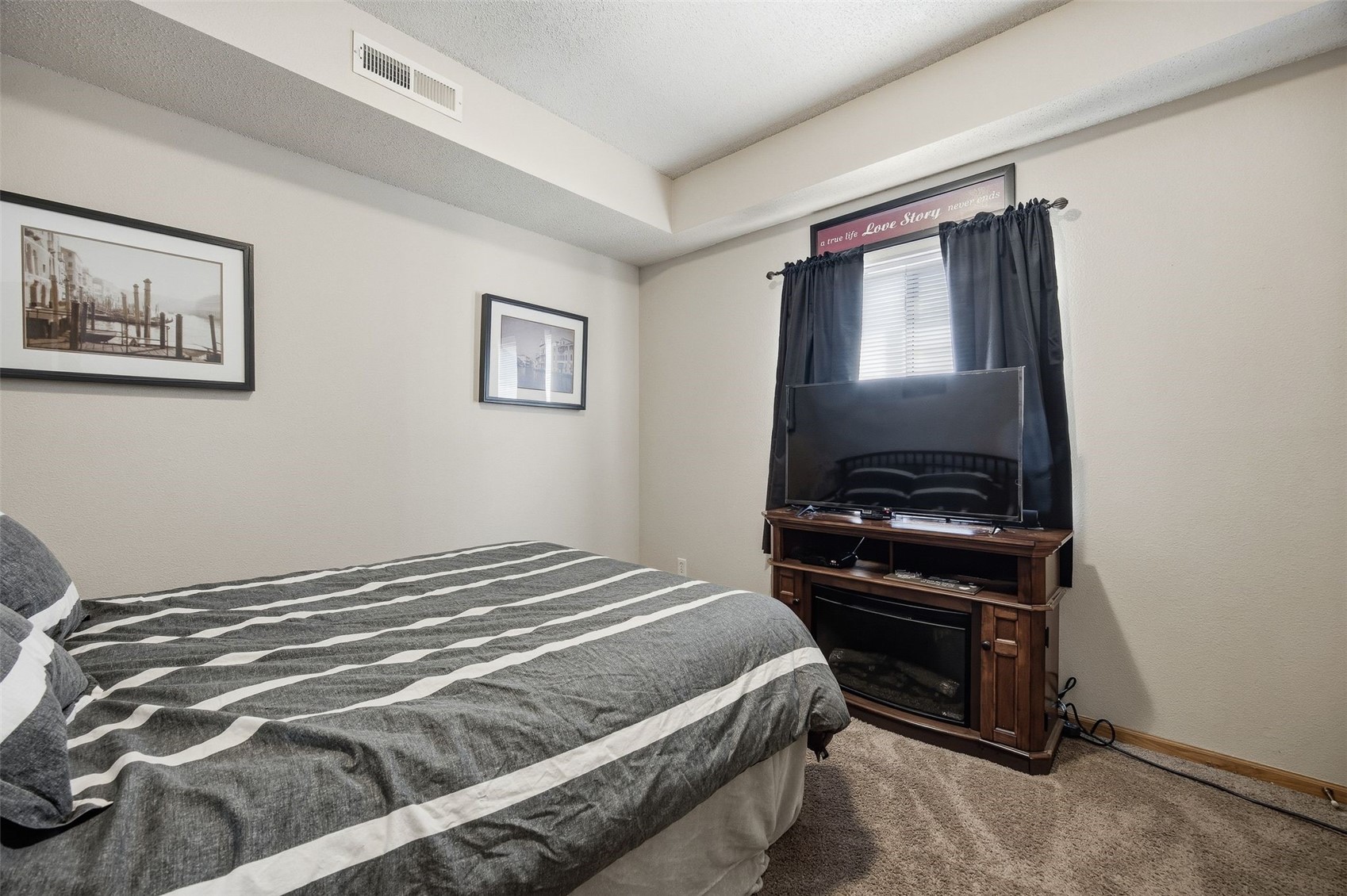2272 Holiday Road Coralville IA 52241