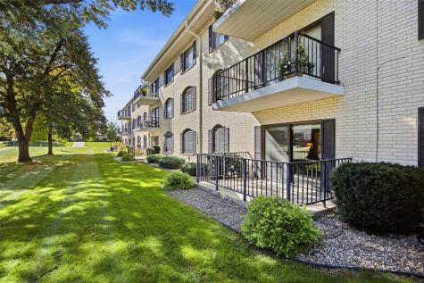 150 Thompson Drive SE Cedar Rapids IA 52403