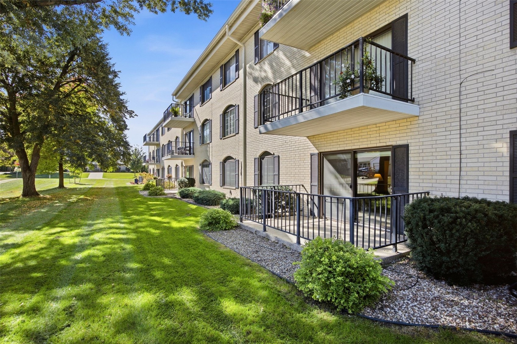 150 Thompson Drive SE Cedar Rapids IA 52403
