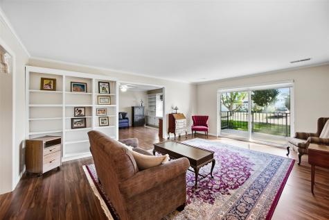 150 Thompson Drive SE Cedar Rapids IA 52403