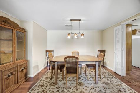 150 Thompson Drive SE Cedar Rapids IA 52403