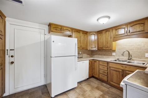 150 Thompson Drive SE Cedar Rapids IA 52403