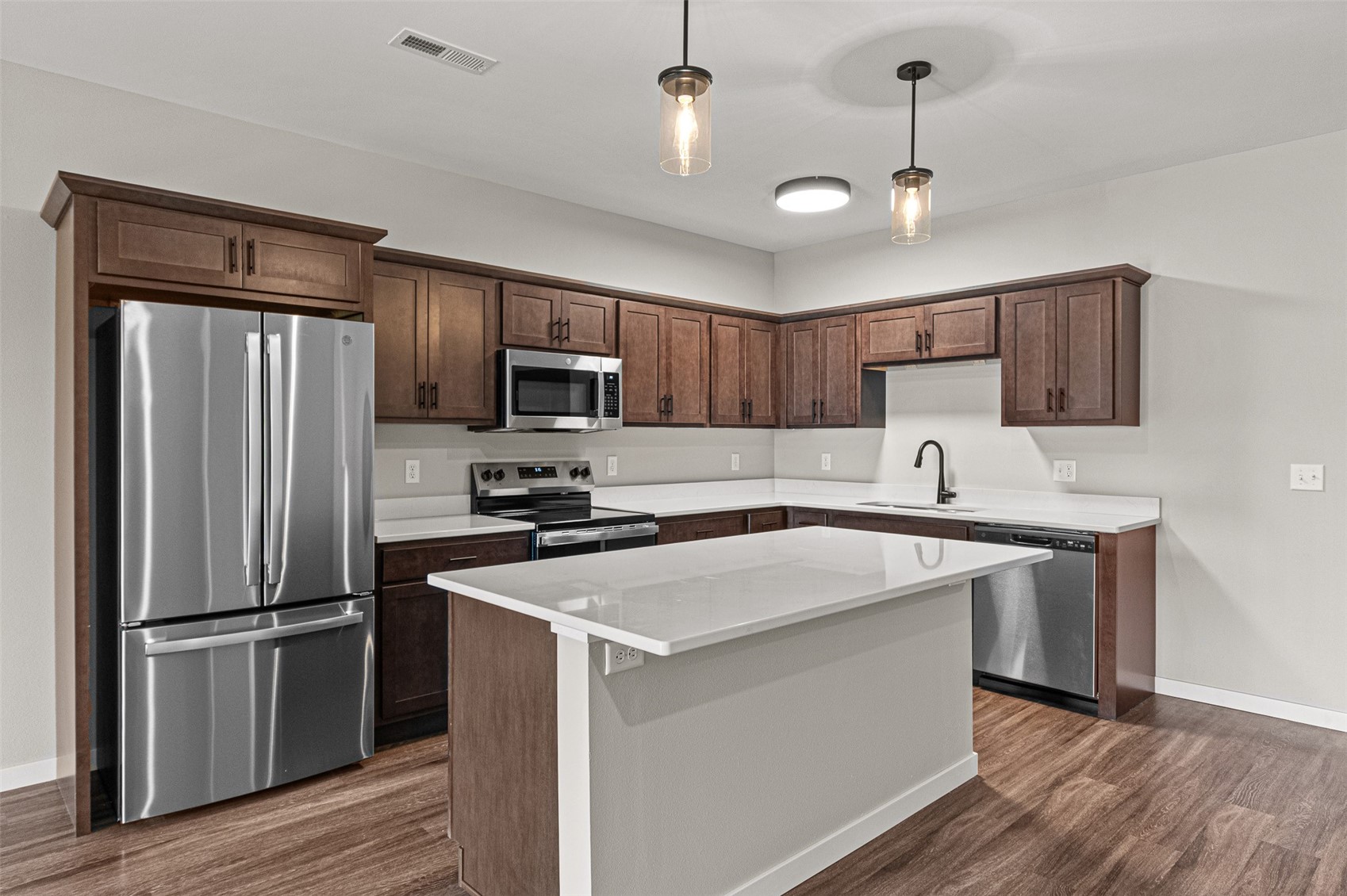 2877 Spring Rose Circle Coralville IA 52241