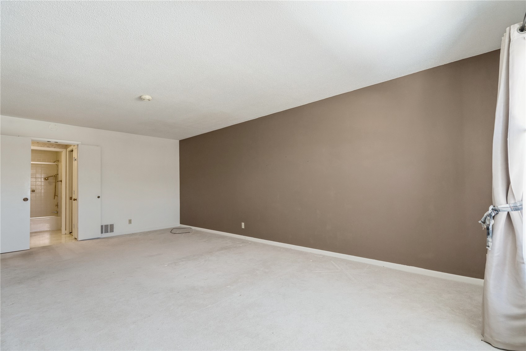 150 Thompson Drive Cedar Rapids IA 52403