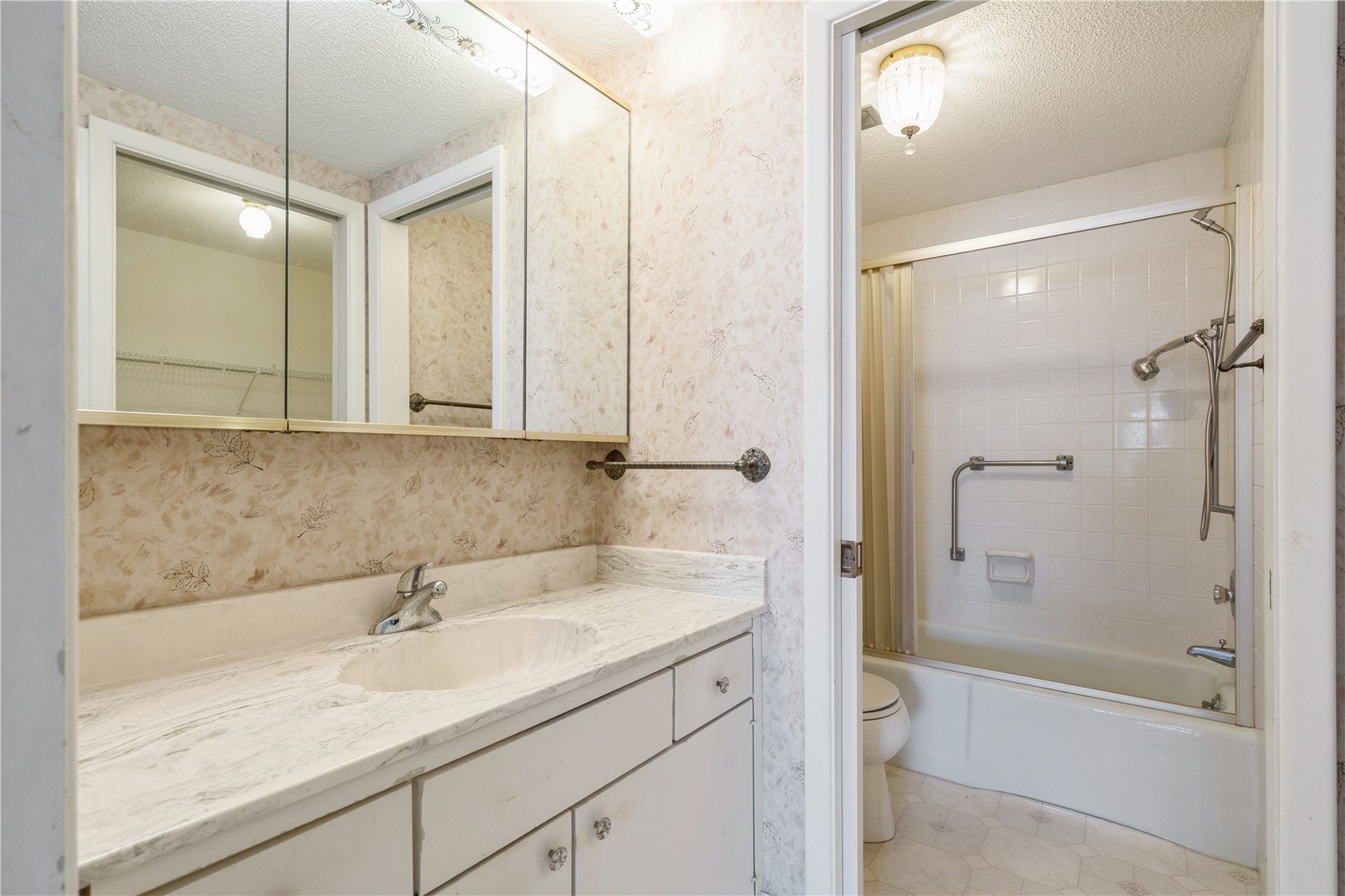 150 Thompson Drive Cedar Rapids IA 52403