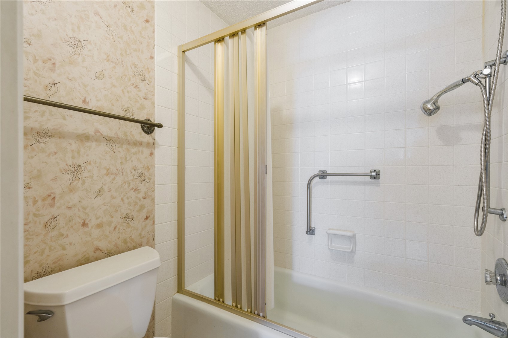 150 Thompson Drive Cedar Rapids IA 52403