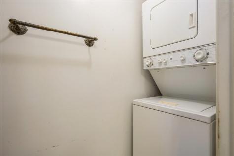 150 Thompson Drive Cedar Rapids IA 52403
