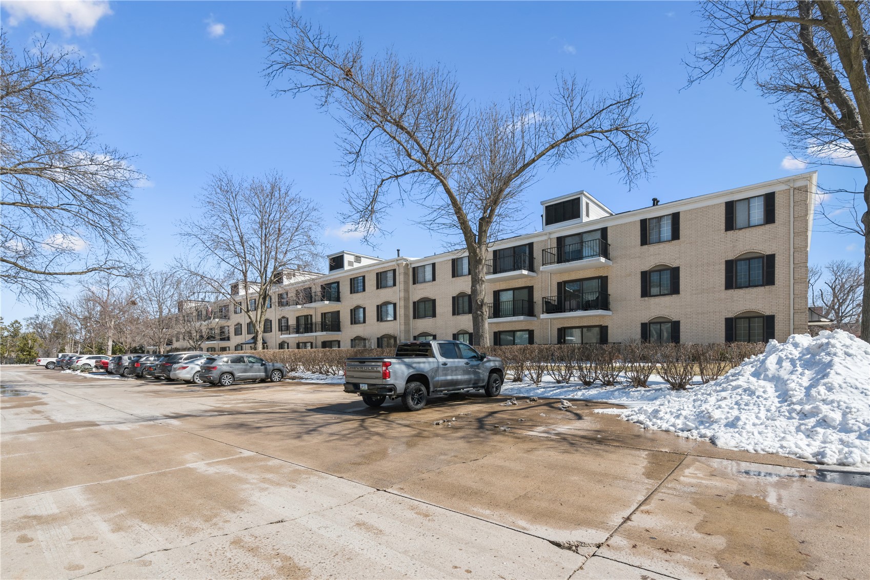 150 Thompson Drive Cedar Rapids IA 52403