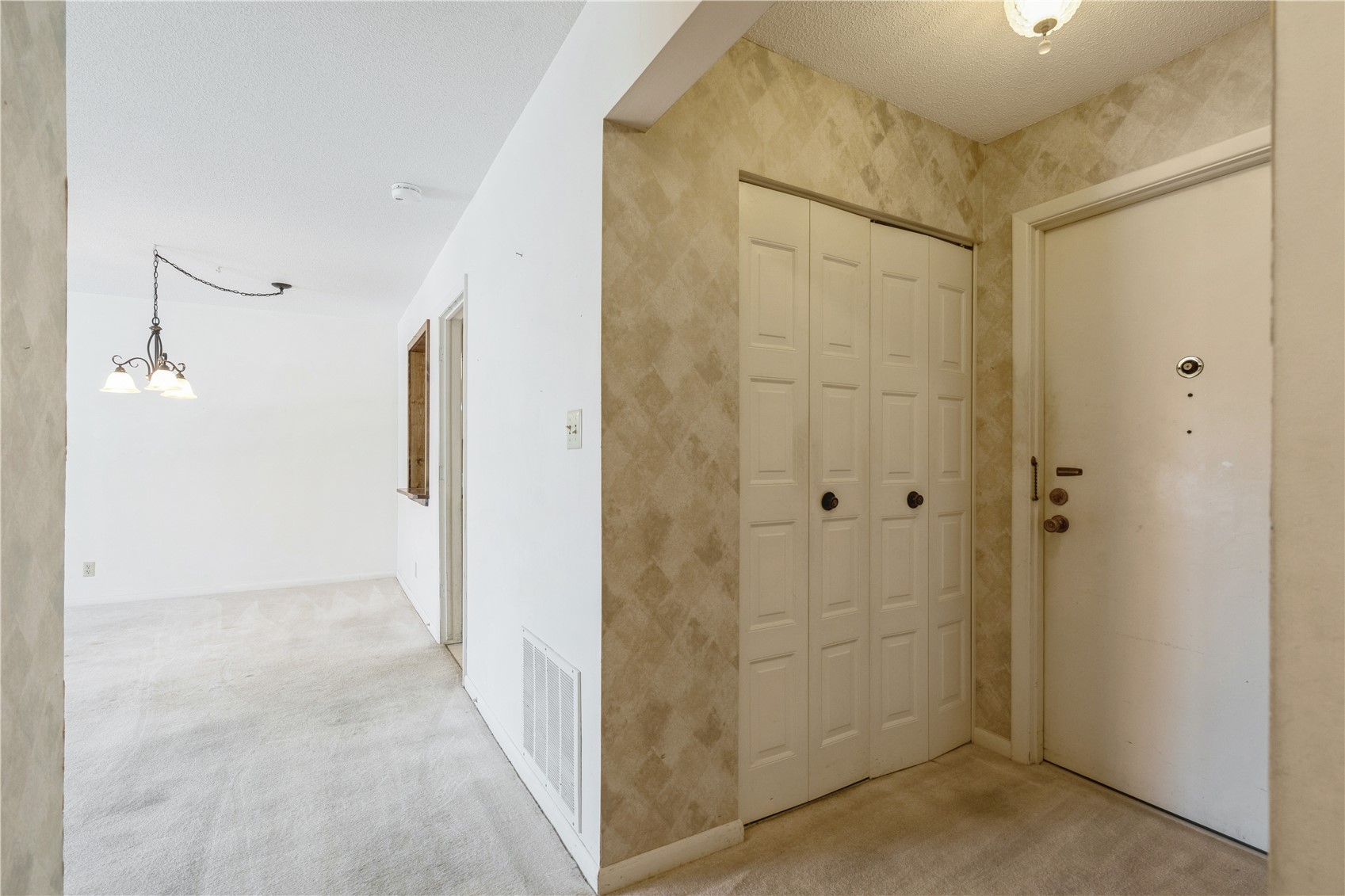 150 Thompson Drive Cedar Rapids IA 52403