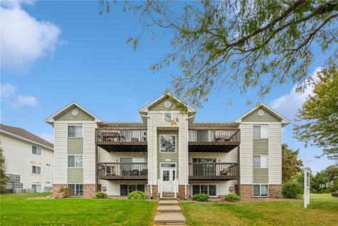 6410 Creekside Drive NE Cedar Rapids IA 52402