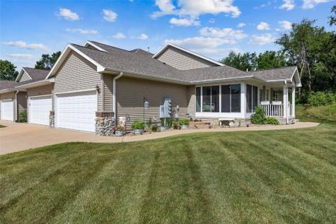3531 Stoney Point Road SW Cedar Rapids IA 52404