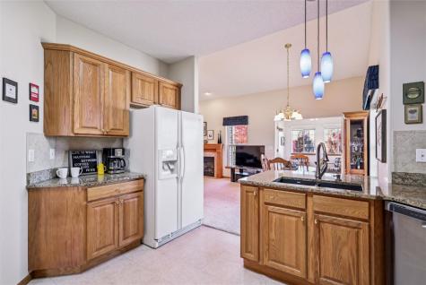 2255 Blairsferry Crossing Hiawatha IA 52233