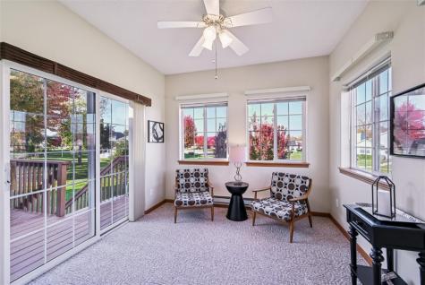 2255 Blairsferry Crossing Hiawatha IA 52233