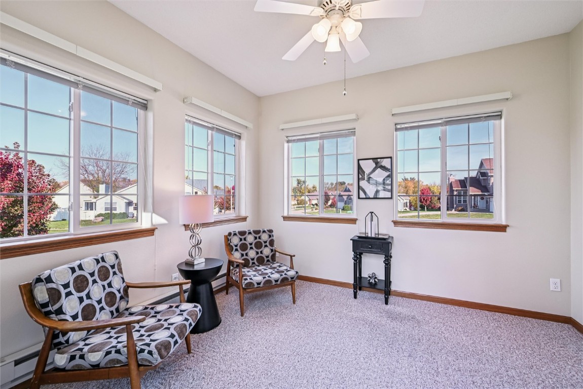2255 Blairsferry Crossing Hiawatha IA 52233