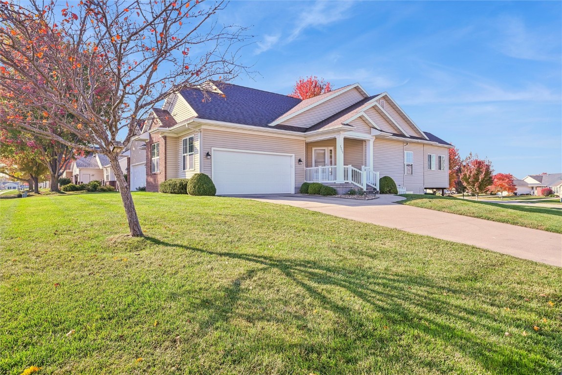 2255 Blairsferry Crossing Hiawatha IA 52233