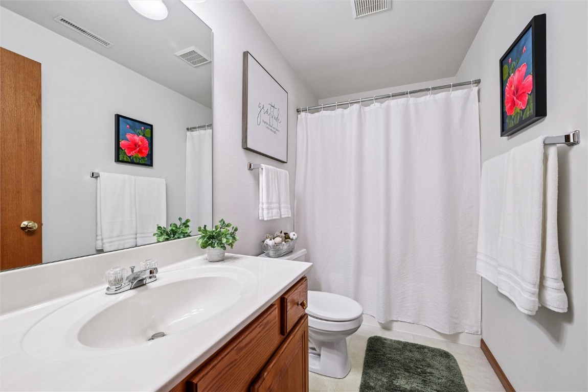 2255 Blairsferry Crossing Hiawatha IA 52233