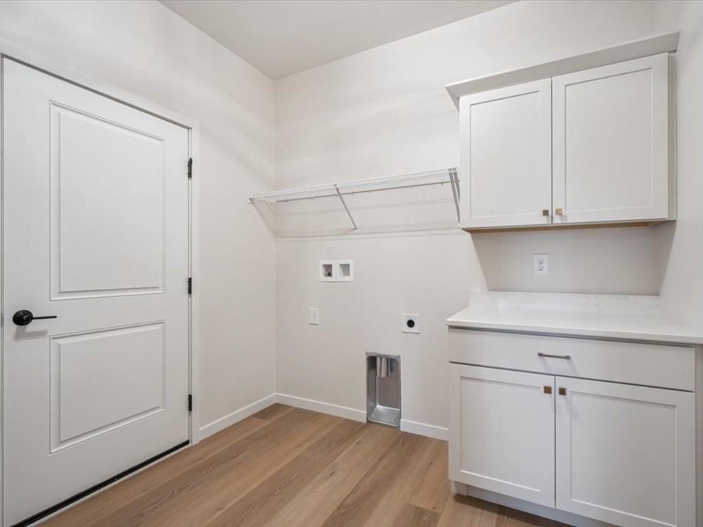 586 Maclan Circle Iowa City IA 52246