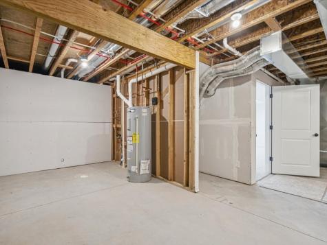 586 Maclan Circle Iowa City IA 52246