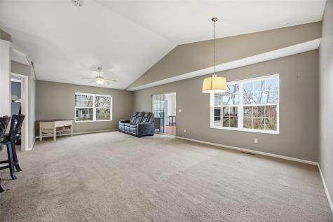 4007 Treeline Court NE Cedar Rapids IA 52411