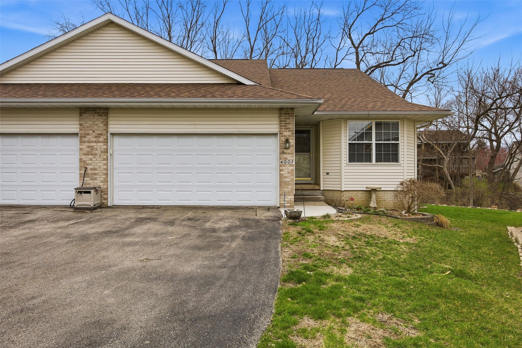 4007 Treeline Court NE Cedar Rapids IA 52411