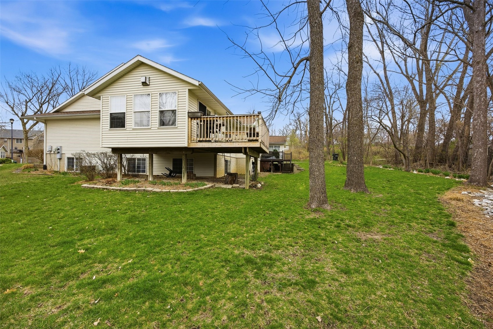 4007 Treeline Court NE Cedar Rapids IA 52411
