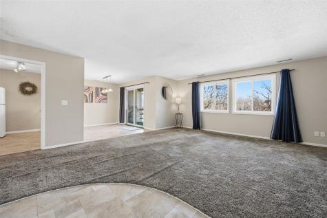 1728 Applewood Place NE Cedar Rapids IA 52402