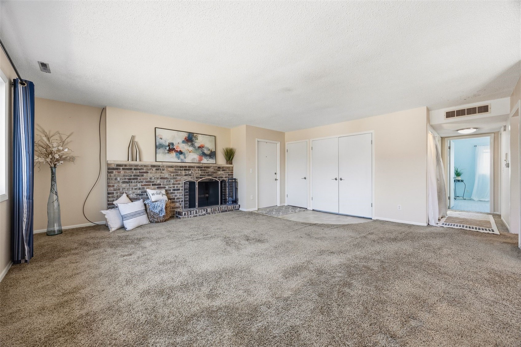 1728 Applewood Place NE Cedar Rapids IA 52402