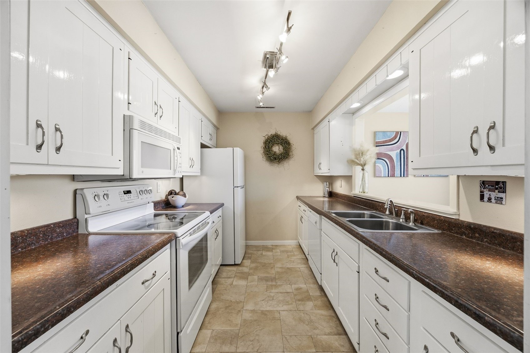 1728 Applewood Place NE Cedar Rapids IA 52402