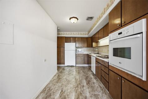 2222 1st Avenue NE Cedar Rapids IA 52402