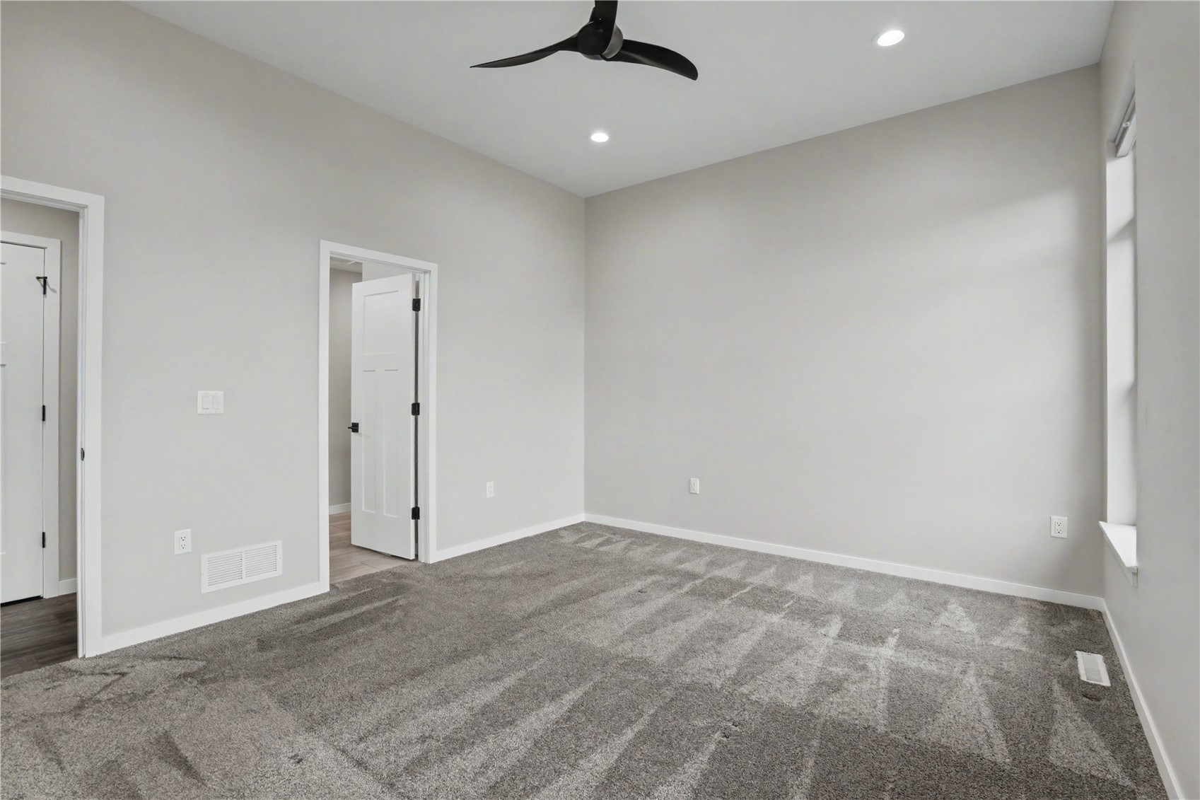 1083 Dubs Drive Iowa City IA 52246