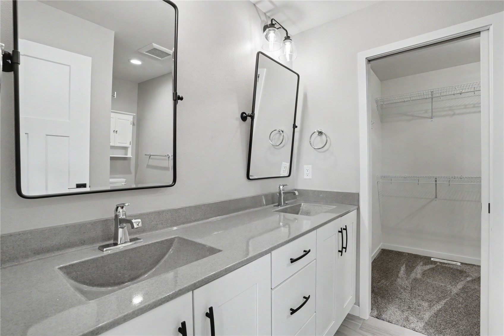 1083 Dubs Drive Iowa City IA 52246