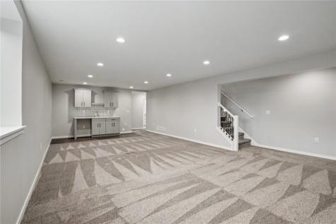 1083 Dubs Drive Iowa City IA 52246