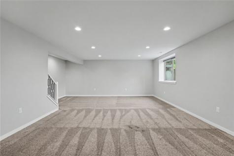 1083 Dubs Drive Iowa City IA 52246