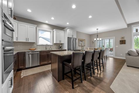 5889 Meadow Grass Circle SE Cedar Rapids IA 52403