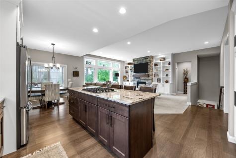 5889 Meadow Grass Circle SE Cedar Rapids IA 52403