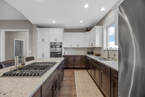 5889 Meadow Grass Circle SE Cedar Rapids IA 52403