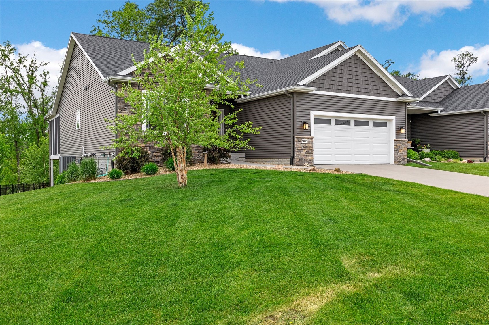 5889 Meadow Grass Circle SE Cedar Rapids IA 52403
