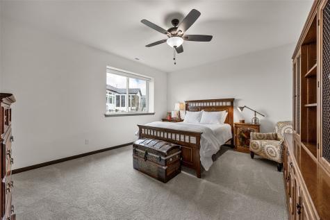 5889 Meadow Grass Circle SE Cedar Rapids IA 52403