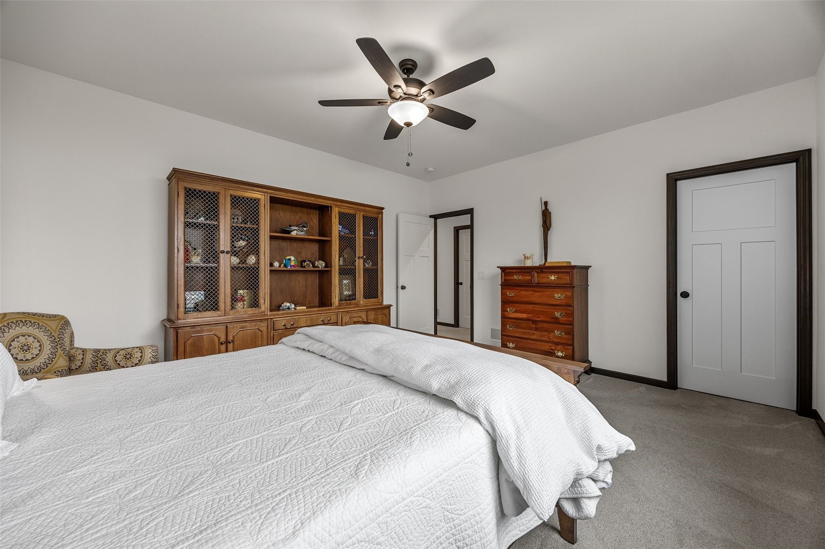 5889 Meadow Grass Circle SE Cedar Rapids IA 52403