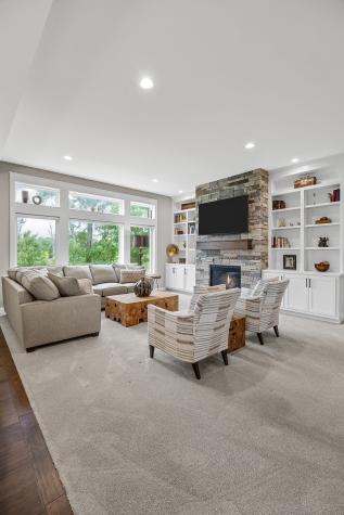 5889 Meadow Grass Circle SE Cedar Rapids IA 52403