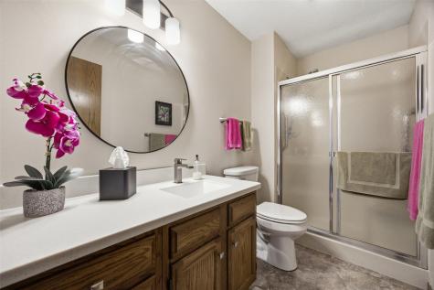 4330 Westchester Drive NE Cedar Rapids IA 52402