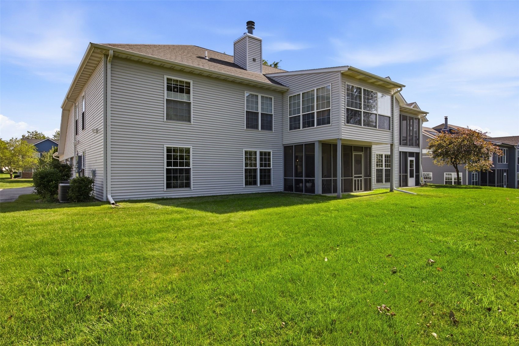 4330 Westchester Drive NE Cedar Rapids IA 52402