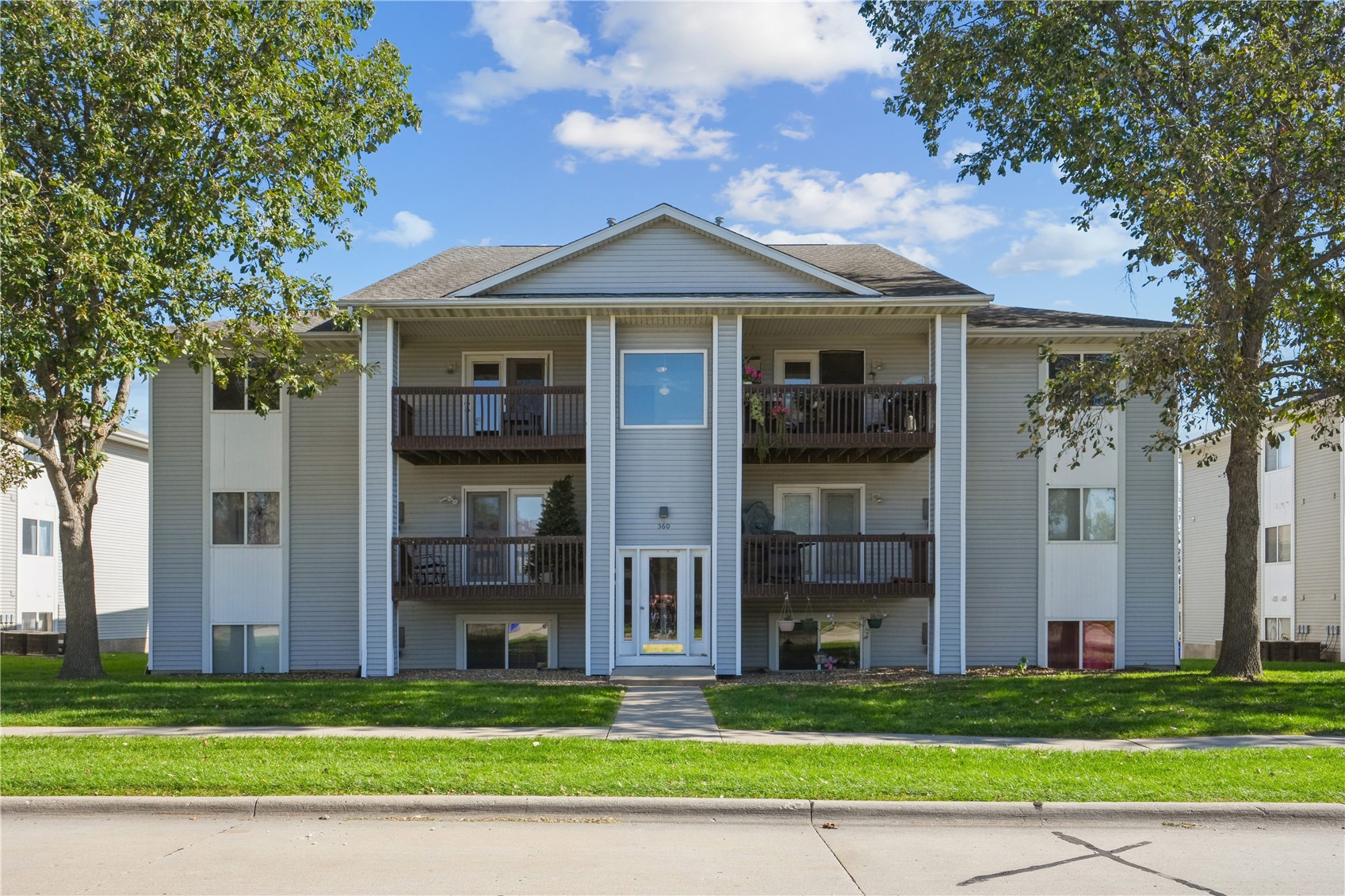 North Liberty IA, 560 Augusta Circle #9