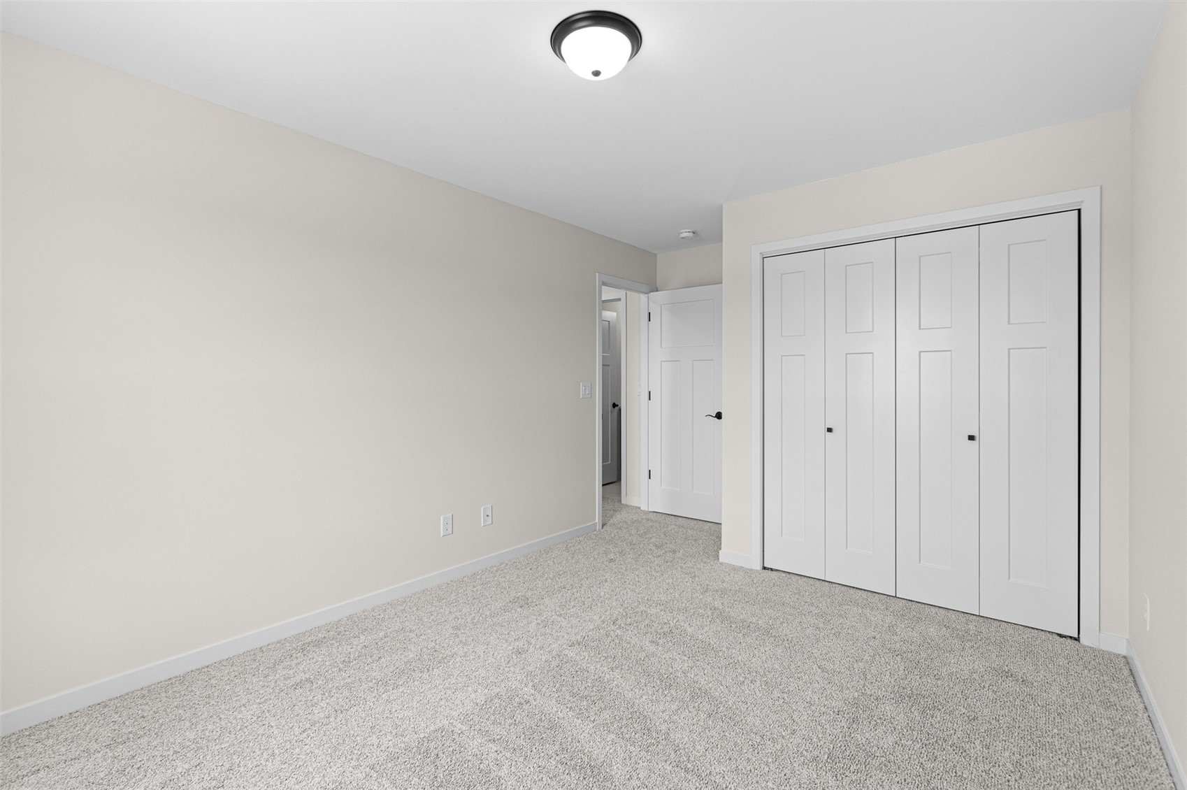 4466 Deer Creek Road Iowa City IA 52246